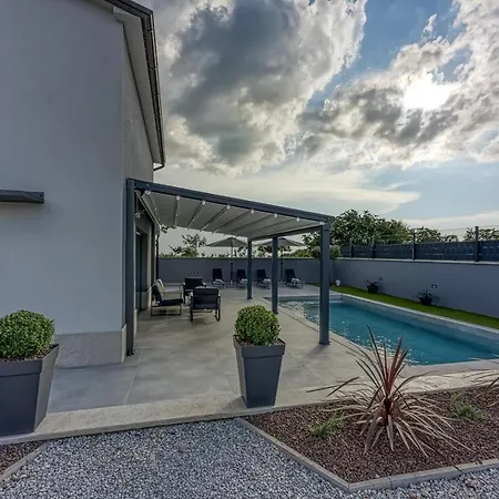 Villa Ana With Private Pool