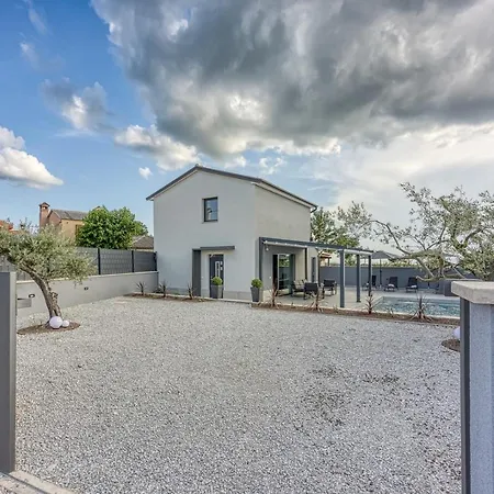 Ana With Private Pool Villa