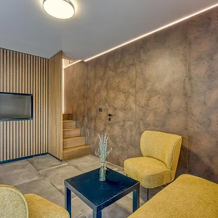 Ana With Private Pool Tinjan