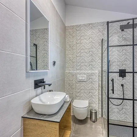 Ana With Private Pool Tinjan