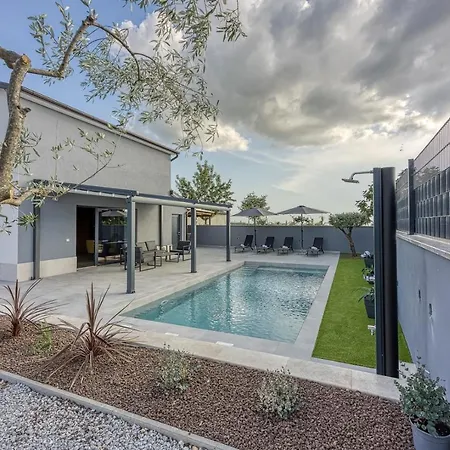 Villa Ana With Private Pool