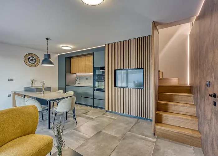 Ana With Private Pool Tinjan