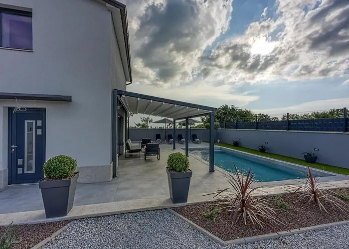 Vila Ana With Private Pool